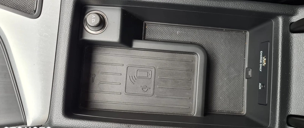 Audi A4 cena 85500 przebieg: 172000, rok produkcji 2016 z Busko-Zdrój małe 704